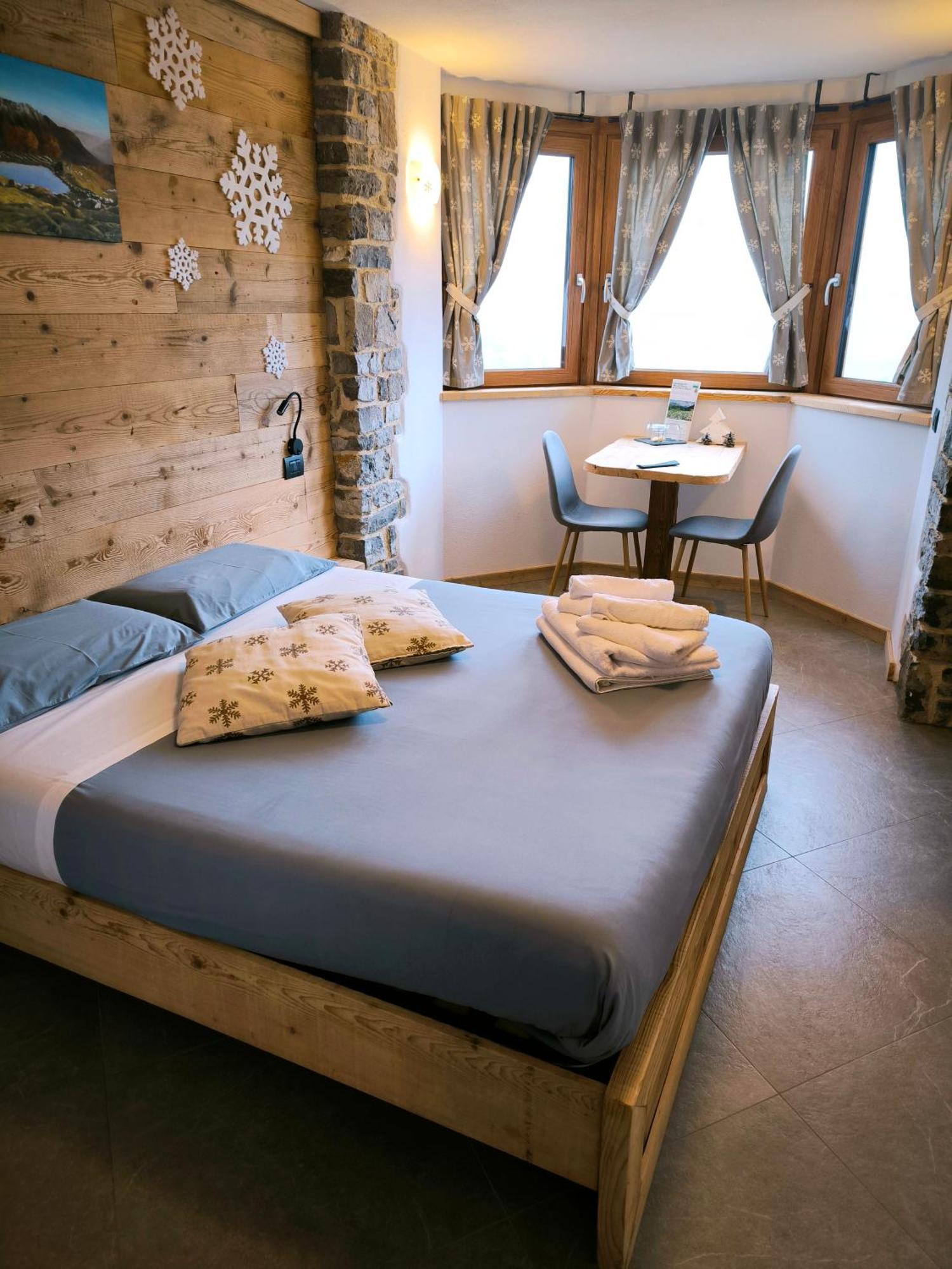 Zambla Alta Atelier Della Montagna Bed & Breakfast エクステリア 写真