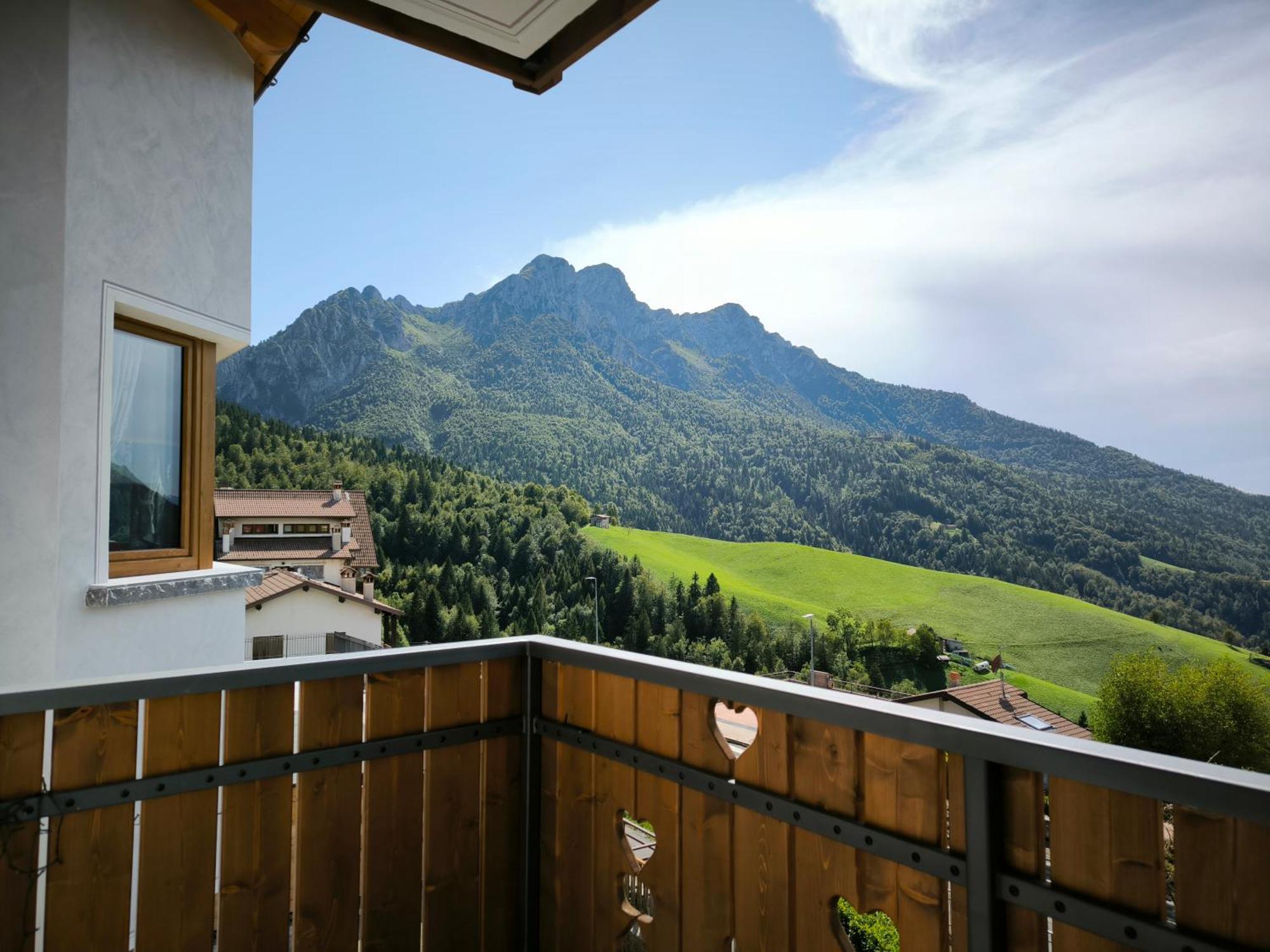 Zambla Alta Atelier Della Montagna Bed & Breakfast エクステリア 写真